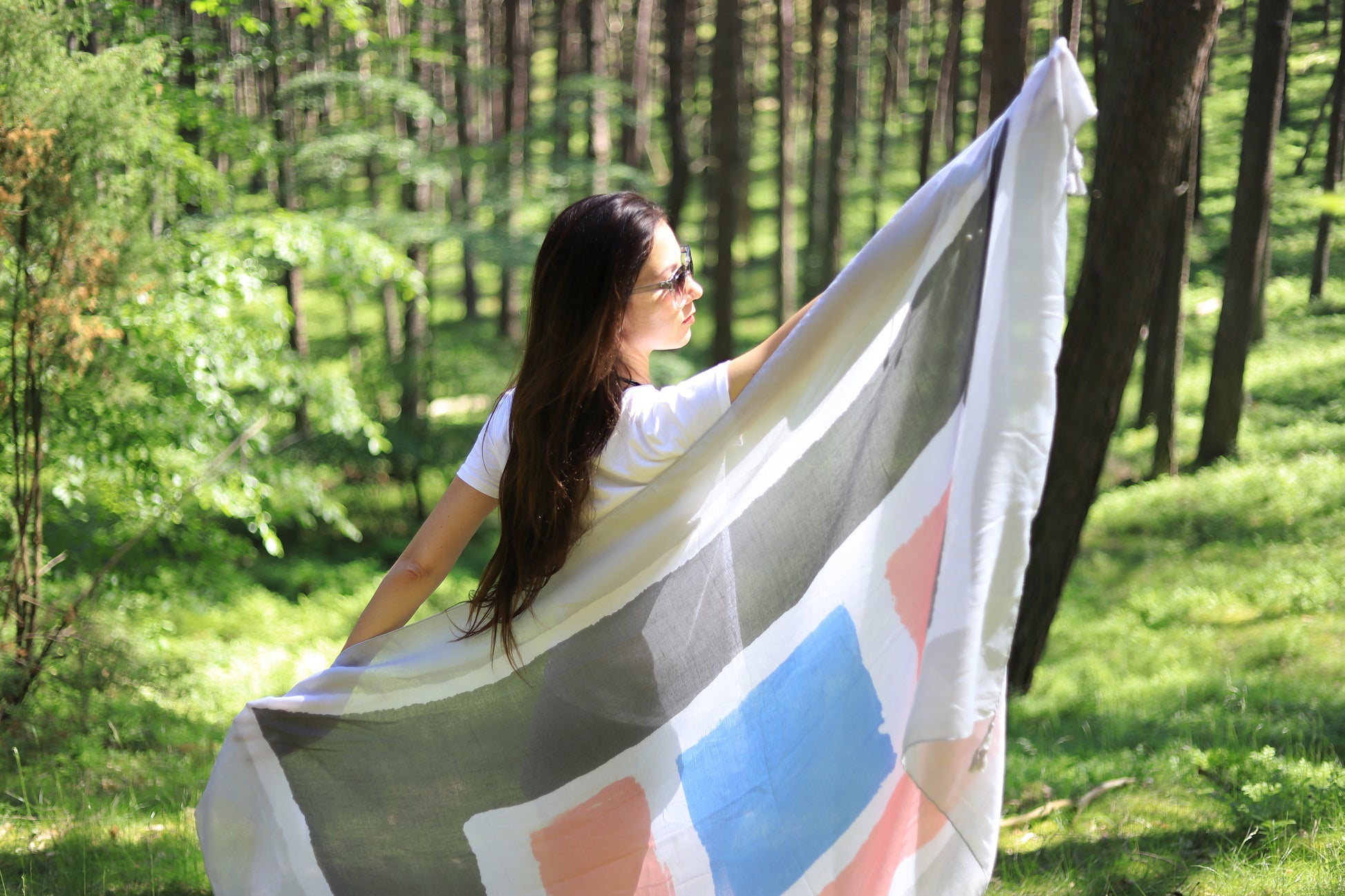 Soft XL viscose pareo for women in pastel colors - Scarf Designers