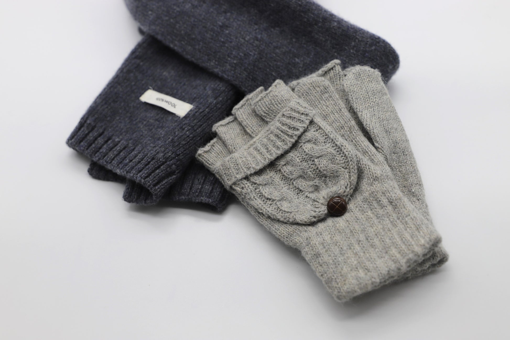 Warm Flip-Top Gloves for Women from Wool Blend - Light Grey - Scarf Designers